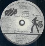 ronnie_davis_presents_beautiful_people_from_jamaica_-_side_one.jpg