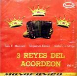 3_Reyes_del_Acordeon_front.jpg