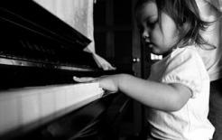fran-piano.jpg